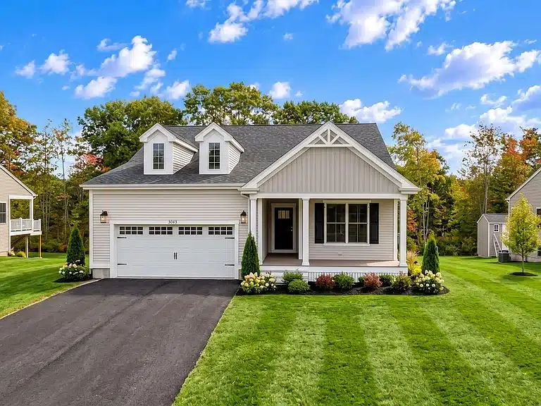 65 Bayberry Dr, Dighton, MA 02715
